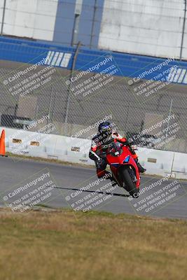 media/Nov-26-2022-Fastrack Riders (Sat) [[b001e85eef]]/Level 2/Session 3 Outside Turn 9/